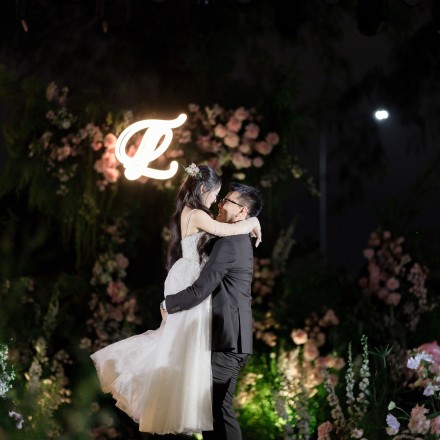 First Look & First Dance – Khoảnh Khắc Ý Nghĩa Trong Đám Cưới Hiện Đại